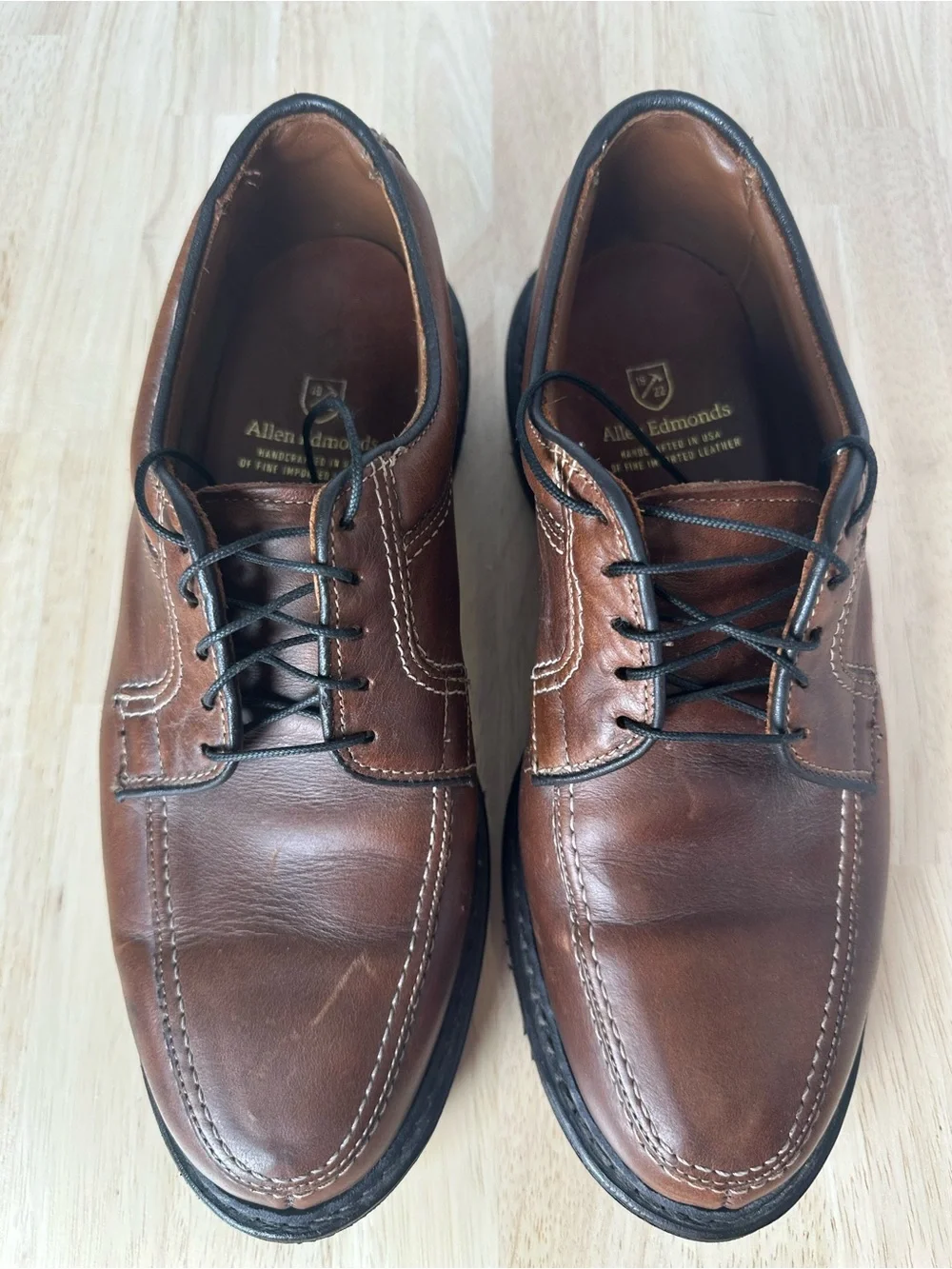 Allen Edmonds Brown Leather Derby Shoes with Black Laces